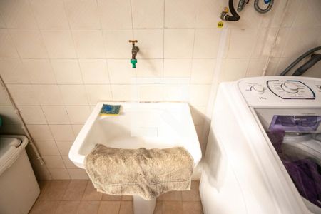 Apartamento à venda com 100m², 3 quartos e 2 vagas Apartamento à venda com 100m², 3 quartos e 2 vagasÁrea de Serviço