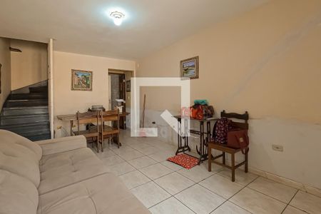 Sala de casa para alugar com 2 quartos, 102m² em Vila Endres, Guarulhos