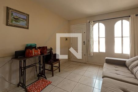 Sala de casa para alugar com 2 quartos, 102m² em Vila Endres, Guarulhos