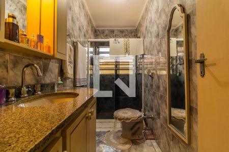 Banheiro de casa à venda com 2 quartos, 146m² em Vila Guarani (zona Sul), São Paulo