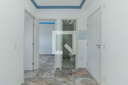 Sala de apartamento para alugar com 2 quartos, 38m² em Jardim Copiuva, Carapicuíba