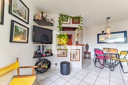 Sala de apartamento à venda com 3 quartos, 90m² em Jardim Parque Morumbi, São Paulo