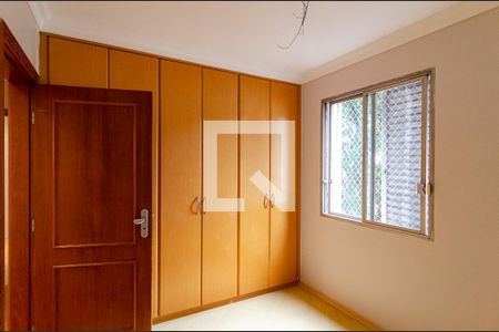 Apartamento à venda com 94m², 3 quartos e 2 vagasQuarto 3
