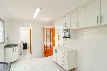 Apartamento à venda com 94m², 3 quartos e 2 vagasCozinha