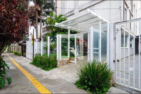 Apartamento à venda com 94m², 3 quartos e 2 vagasFachada