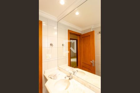 Apartamento à venda com 94m², 3 quartos e 2 vagasBanheiro social