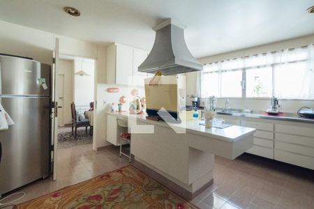 Apartamento à venda com 466m², 4 quartos e 3 vagasCozinha