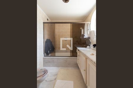 Apartamento à venda com 466m², 4 quartos e 3 vagasSuíte 2 - banheiro