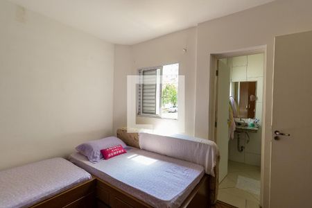 Casa à venda com 180m², 3 quartos e 2 vagasSuíte 2