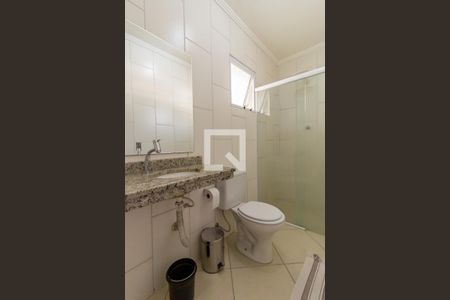 Casa à venda com 180m², 3 quartos e 2 vagasBanheiro da Suíte 1