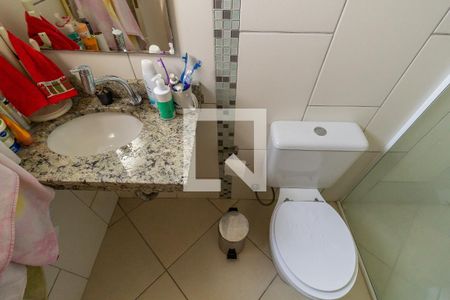 Casa à venda com 180m², 3 quartos e 2 vagasBanheiro da Suíte 2