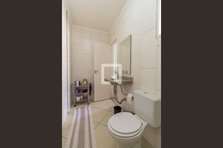 Casa à venda com 180m², 3 quartos e 2 vagasBanheiro da Suíte 1