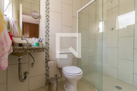 Casa à venda com 180m², 3 quartos e 2 vagasBanheiro da Suíte 2