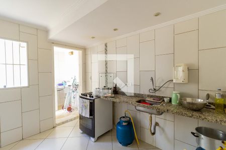 Casa à venda com 180m², 3 quartos e 2 vagasCopa - Cozinha 