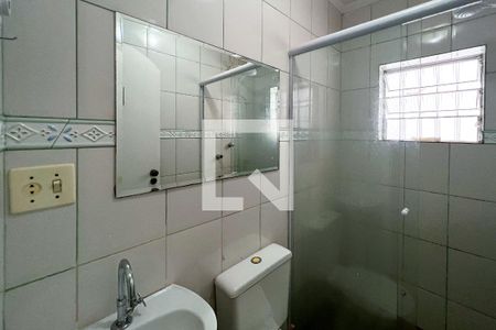 Banheiro de kitnet/studio para alugar com 1 quarto, 35m² em Vila Olímpia, São Paulo