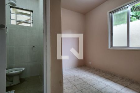 Casa à venda com 254m², 3 quartos e 2 vagas Casa à venda com 254m², 3 quartos e 2 vagasBanheiro da Suíte e Closet