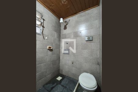 Casa à venda com 254m², 3 quartos e 2 vagas Casa à venda com 254m², 3 quartos e 2 vagasBanheiro da Suíte