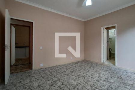 Casa à venda com 254m², 3 quartos e 2 vagas Casa à venda com 254m², 3 quartos e 2 vagasQuarto 1 - Suíte