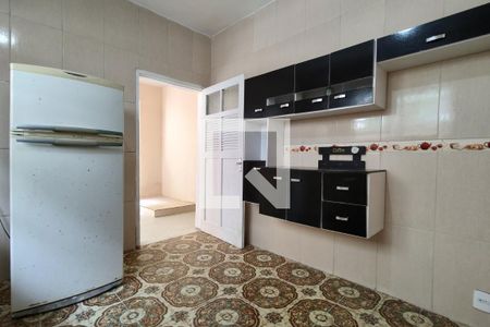 Casa à venda com 254m², 3 quartos e 2 vagas Casa à venda com 254m², 3 quartos e 2 vagasCozinha - Armários