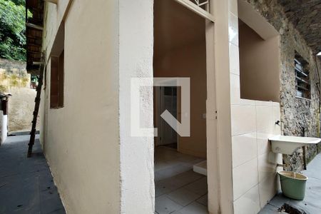 Casa à venda com 254m², 3 quartos e 2 vagas Casa à venda com 254m², 3 quartos e 2 vagasÁrea de Serviço