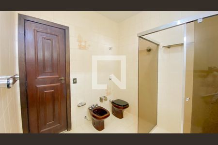 Casa de condomínio à venda com 400m², 3 quartos e 5 vagas