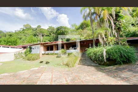 Casa de condomínio à venda com 400m², 3 quartos e 5 vagas