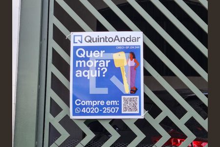 Casa à venda com 212m², 3 quartos e 2 vagasPlaquinha instalada no portão do imóvel