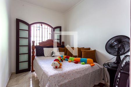 Casa à venda com 212m², 3 quartos e 2 vagasQuarto 1