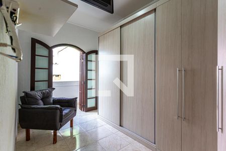Casa à venda com 212m², 3 quartos e 2 vagasQuarto 2