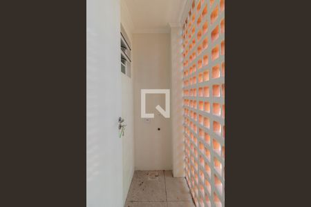 Apartamento à venda com 46m², 2 quartos e sem vaga Apartamento à venda com 46m², 2 quartos e sem vagaCozinha e Área de Serviço