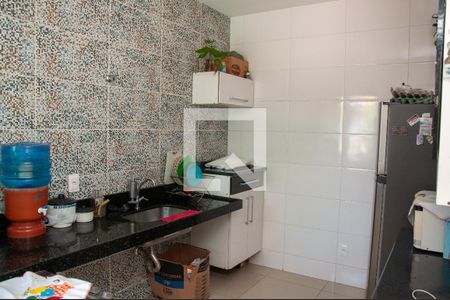 Casa à venda com 137m², 4 quartos e 3 vagas Casa à venda com 137m², 4 quartos e 3 vagasCozinha