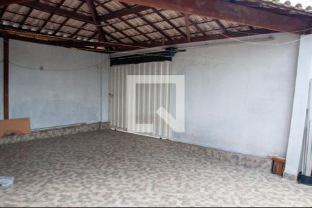 Casa à venda com 137m², 4 quartos e 3 vagas Casa à venda com 137m², 4 quartos e 3 vagasGaragem