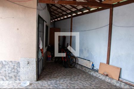 Casa à venda com 137m², 4 quartos e 3 vagas Casa à venda com 137m², 4 quartos e 3 vagasGaragem
