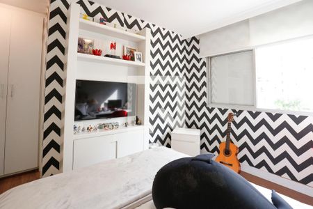 Apartamento à venda com 210m², 4 quartos e 4 vagasSuíte 1