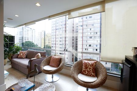 Varanda de apartamento à venda com 4 quartos, 210m² em Indianópolis, São Paulo