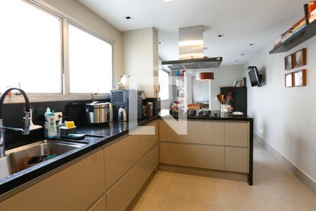 Apartamento à venda com 210m², 4 quartos e 4 vagasCozinha