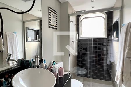 Apartamento à venda com 210m², 4 quartos e 4 vagasBanheiro da Suíte 1