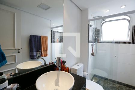 Apartamento à venda com 210m², 4 quartos e 4 vagasBanheiro