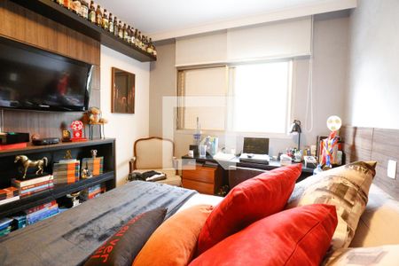 Apartamento à venda com 210m², 4 quartos e 4 vagasQuarto 2