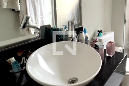 Apartamento à venda com 210m², 4 quartos e 4 vagasBanheiro da Suíte 1