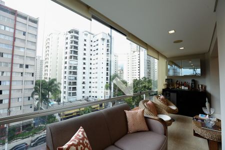 Varanda de apartamento à venda com 4 quartos, 210m² em Indianópolis, São Paulo