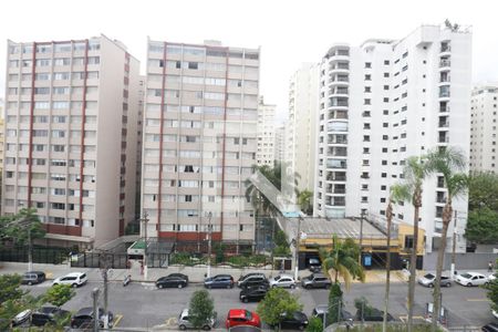 Apartamento à venda com 210m², 4 quartos e 4 vagasVista