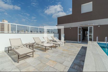 Apartamento à venda com 28m², 1 quarto e sem vaga Apartamento à venda com 28m², 1 quarto e sem vagaPiscina