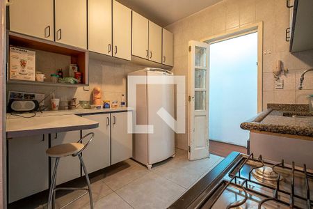 Apartamento à venda com 100m², 2 quartos e 2 vagas Apartamento à venda com 100m², 2 quartos e 2 vagasCozinha