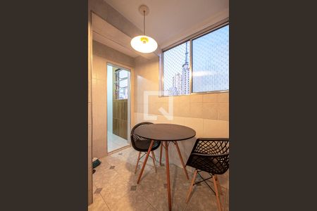 Apartamento à venda com 100m², 2 quartos e 2 vagas Apartamento à venda com 100m², 2 quartos e 2 vagasÁrea de Serviço