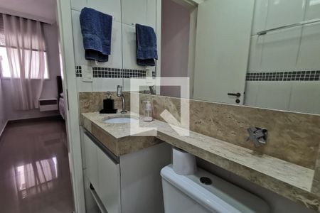 Apartamento à venda com 74m², 3 quartos e 1 vaga Apartamento à venda com 74m², 3 quartos e 1 vagaBanheiro da Suíte