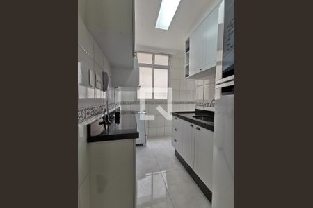 Apartamento à venda com 74m², 3 quartos e 1 vaga Apartamento à venda com 74m², 3 quartos e 1 vagaCozinha