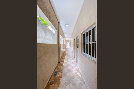 Studio para alugar com 30m², 1 quarto e sem vaga Studio para alugar com 30m², 1 quarto e sem vagaCorredor