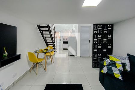 Sala de kitnet/studio para alugar com 1 quarto, 30m² em Vila Diva (zona Leste), São Paulo