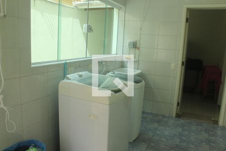 Casa para alugar com 414m², 5 quartos e 7 vagasÁrea de Serviço
